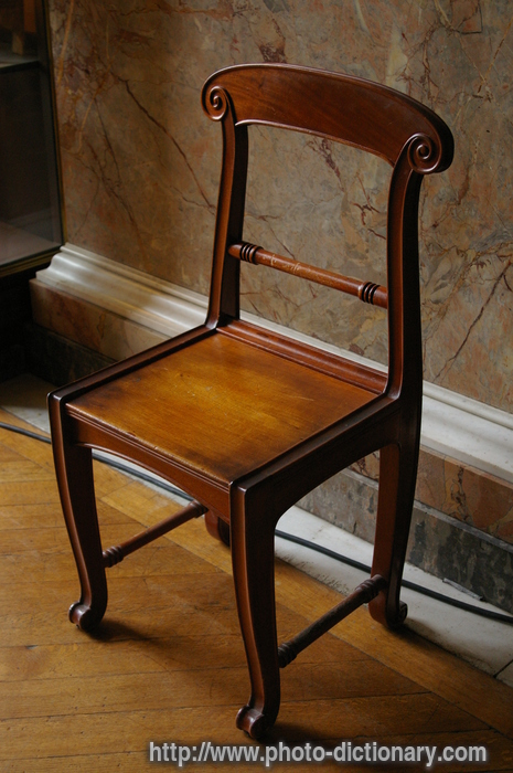 chair - photo/picture definition - chair word and phrase image