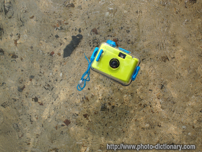 underwater camera - photo/picture definition - underwater camera word and phrase image