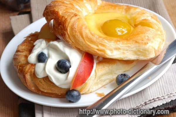 danish with apricots - photo/picture definition - danish with apricots word and phrase image