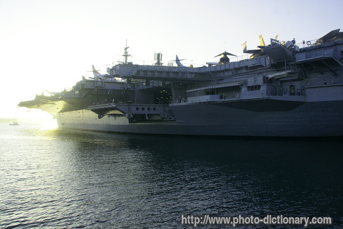 aircraft carrier - photo/picture definition - aircraft carrier word and phrase image