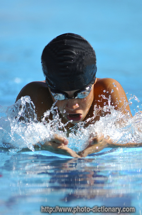 swimming - photo/picture definition - swimming word and phrase image
