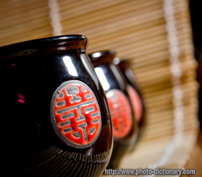 Japanese cups - photo/picture definition - Japanese cups word and phrase image