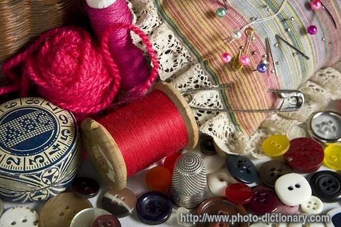 sewing kit - photo/picture definition - sewing kit word and phrase image