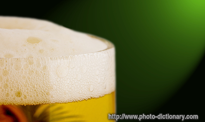 beer foam - photo/picture definition - beer foam word and phrase image