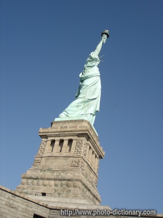 Statue of Liberty - photo/picture definition - Statue of Liberty word and phrase image