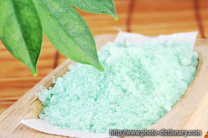 green sea salt - photo/picture definition - green sea salt word and phrase image