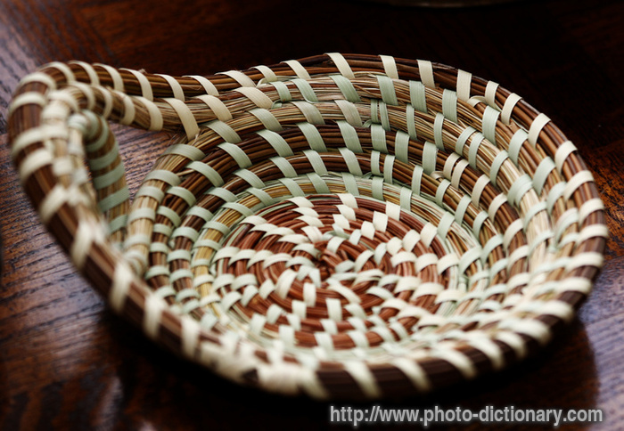 sweet grass basket - photo/picture definition - sweet grass basket word and phrase image