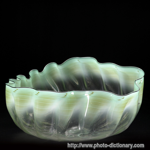 hand blown glass - photo/picture definition - hand blown glass word and phrase image