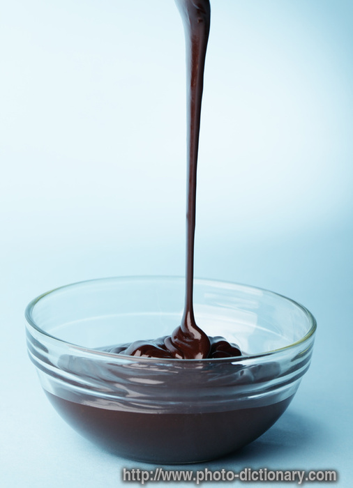 liquid chocolate - photo/picture definition - liquid chocolate word and phrase image
