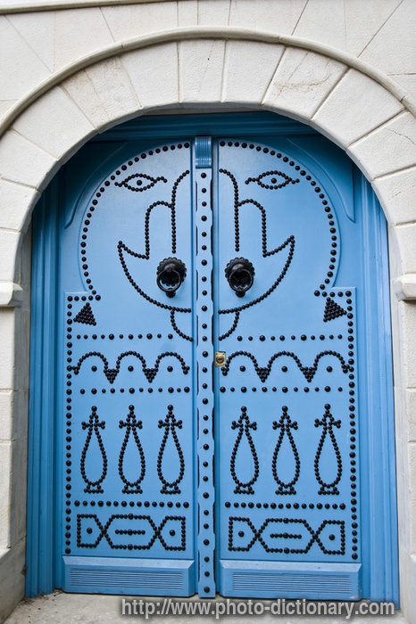 Tunisian door - photo/picture definition - Tunisian door word and phrase image