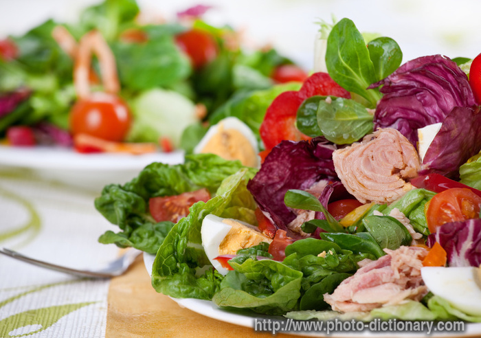salad nicoise - photo/picture definition - salad nicoise word and phrase image