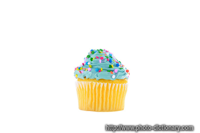 angelfood cupcake - photo/picture definition - angelfood cupcake word and phrase image