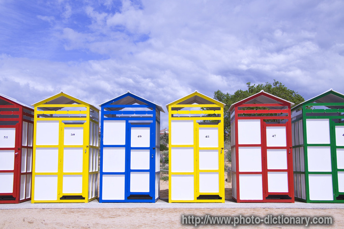 beach cabins - photo/picture definition - beach cabins word and phrase image