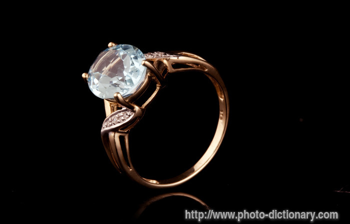 gemstone ring - photo/picture definition - gemstone ring word and phrase image