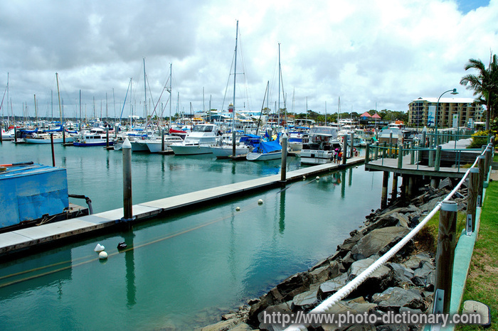 harbour - photo/picture definition - harbour word and phrase image
