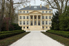 grand mansion - photo/picture definition - grand mansion word and phrase image