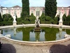 garden fountain - photo/picture definition - garden fountain word and phrase image